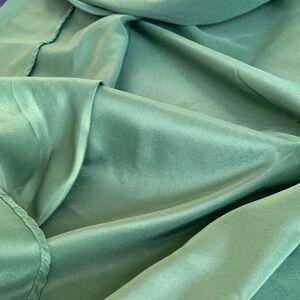 68” Round Medium Dark Green Table Cloth. Natural Old World Decor